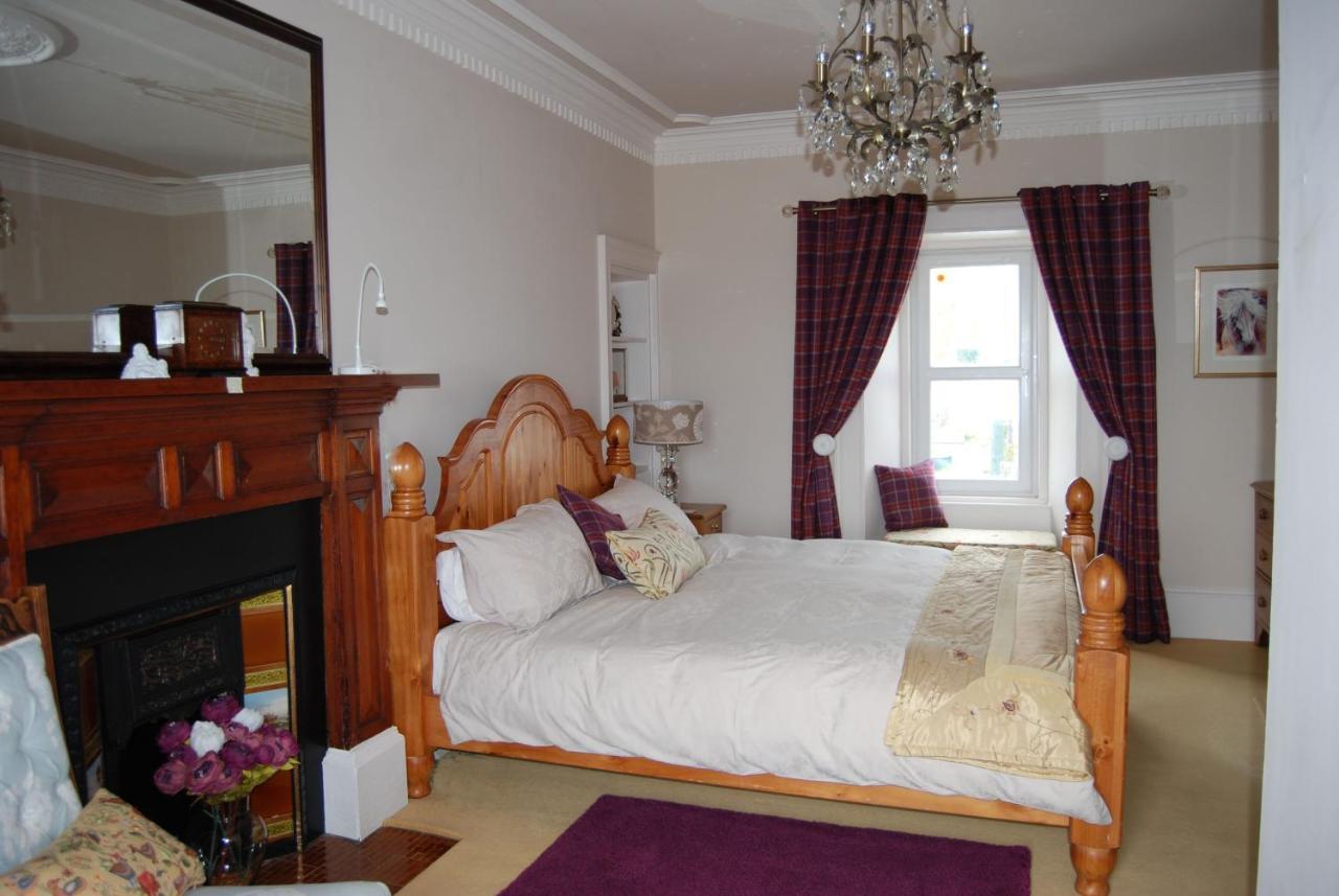 Orsay House Bed and Breakfast Portnahaven Buitenkant foto