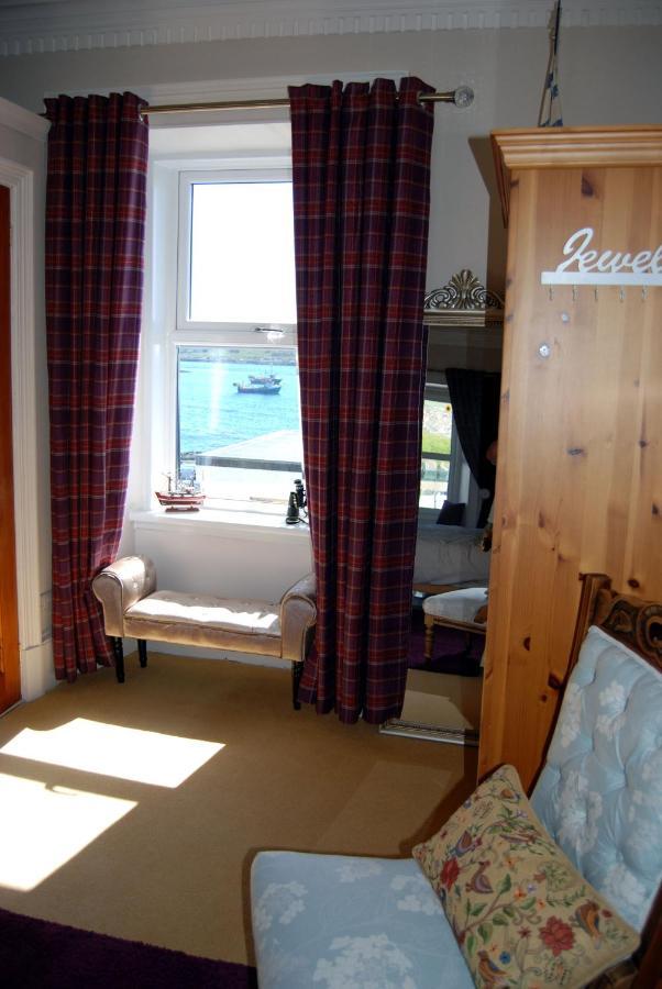 Orsay House Bed and Breakfast Portnahaven Buitenkant foto